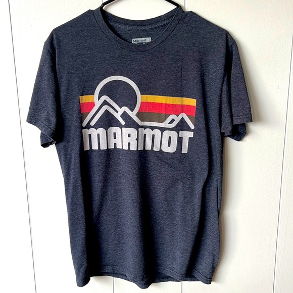 Marmot Other - Marmot Coastal T-Shirt With Vintage Mountain Chest Logo in Navy Heather